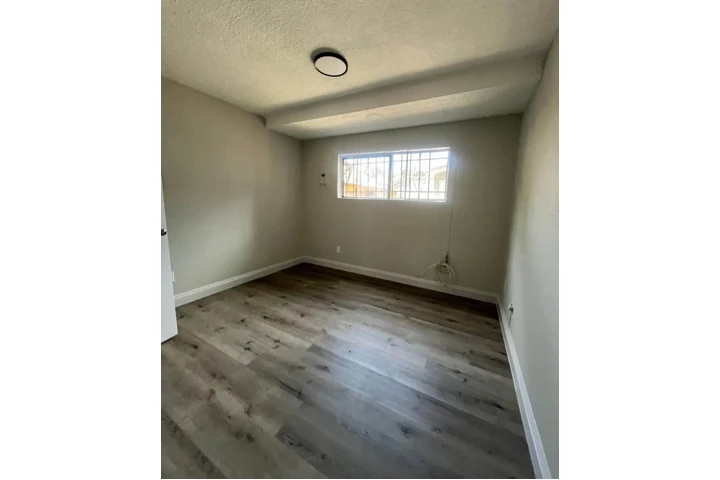 $2400 : Apartamento en renta image 5