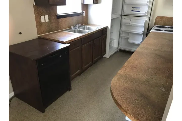 $1000 : Cozy 1-Bedroom and 1-Bathroom image 8