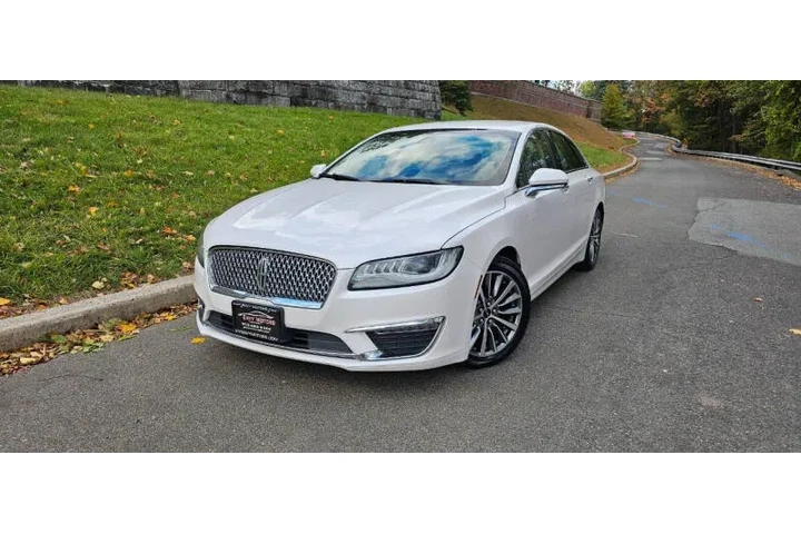 $8495 : 2017 MKZ Select image 2