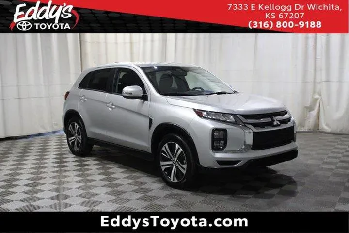 $25983 : Mitsubishi Outlander Sport 2 image 1