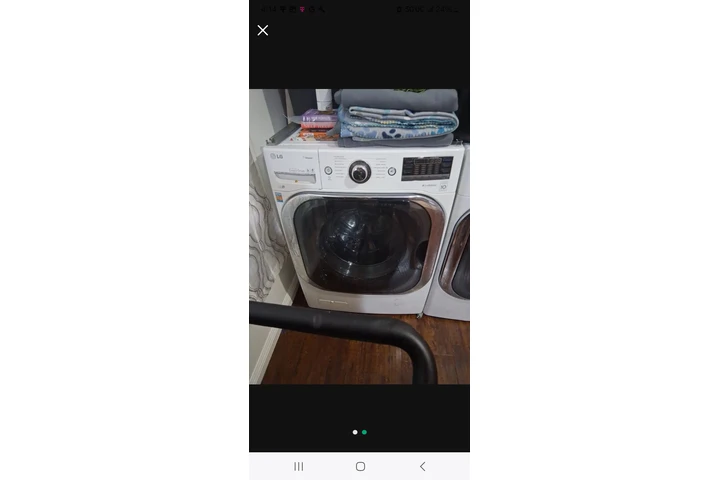 $800 : LG Truesmart washer and dryer image 2