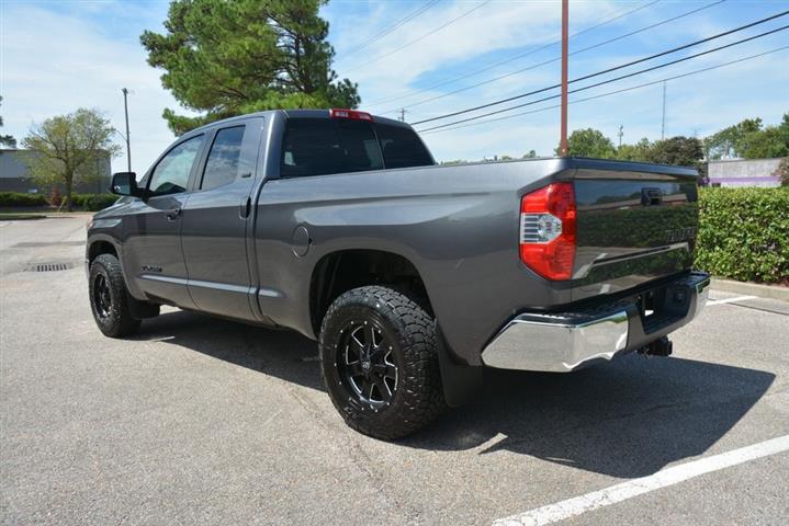 2019 Tundra SR5 image 10