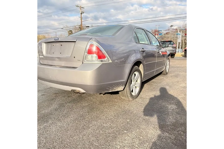 $5499 : 2006 Fusion image 9