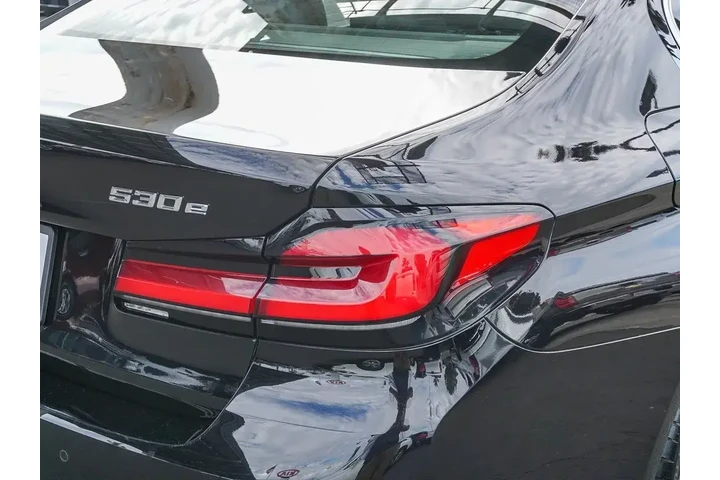 $28933 : BMW 5 Series 2023 AWD 530e x image 9