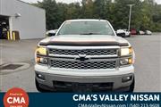 $22223 : PRE-OWNED 2015 CHEVROLET SILV thumbnail