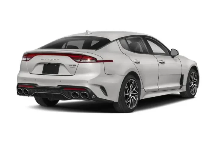 $21158 : Kia Stinger 2022 GT-Line 4dr image 3