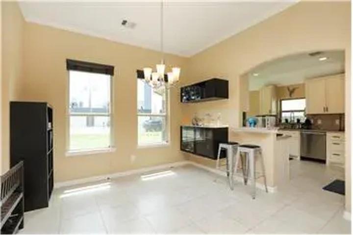 $2175 : Rental property with 3 bedro image 10