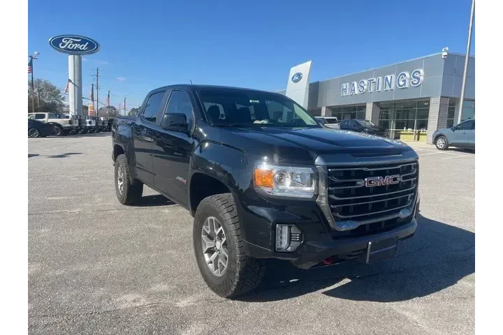$31600 : GMC Canyon 2022 4x4 AT4 4dr image 1