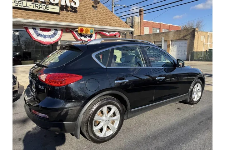 $7699 : 2010 EX35 Journey image 4