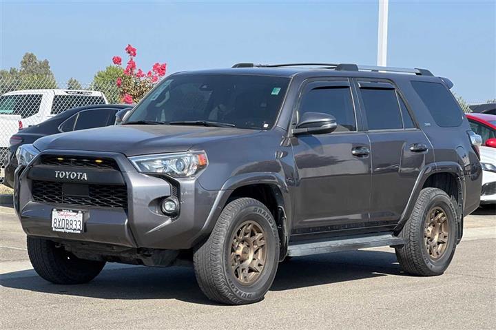 $36100 : 4Runner SR5 Premium image 10