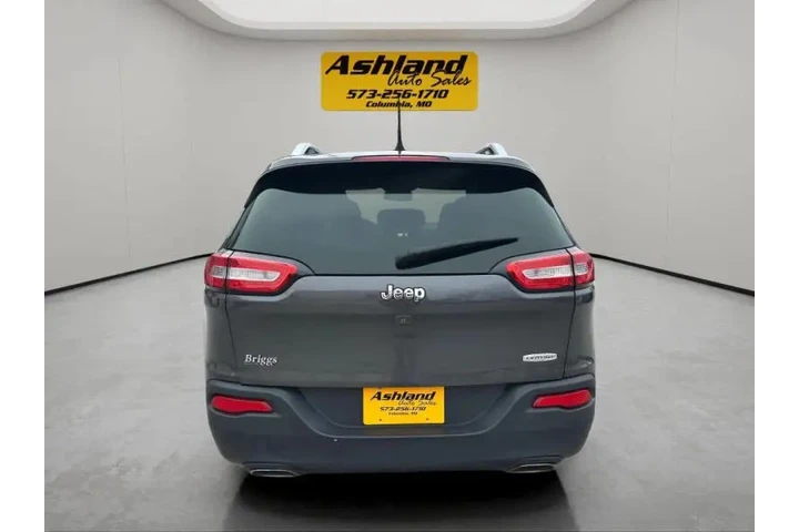 $8900 : 2015 Cherokee Latitude image 5