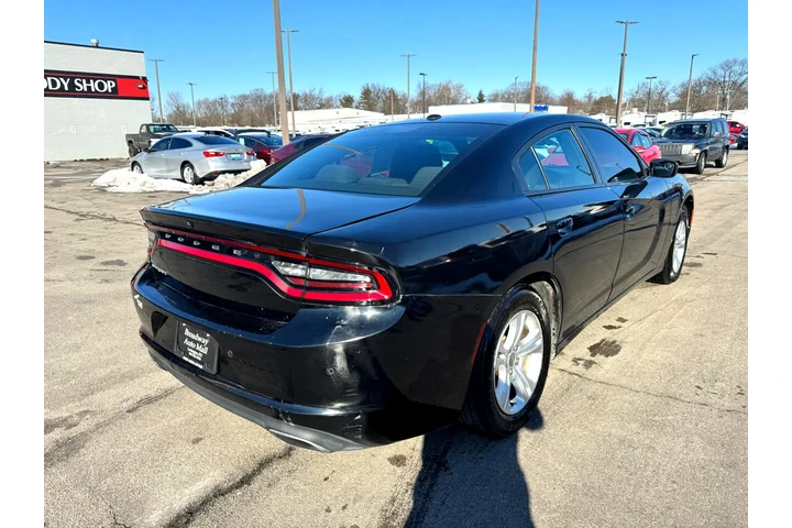 $14980 : 2020 Charger SXT RWD image 2