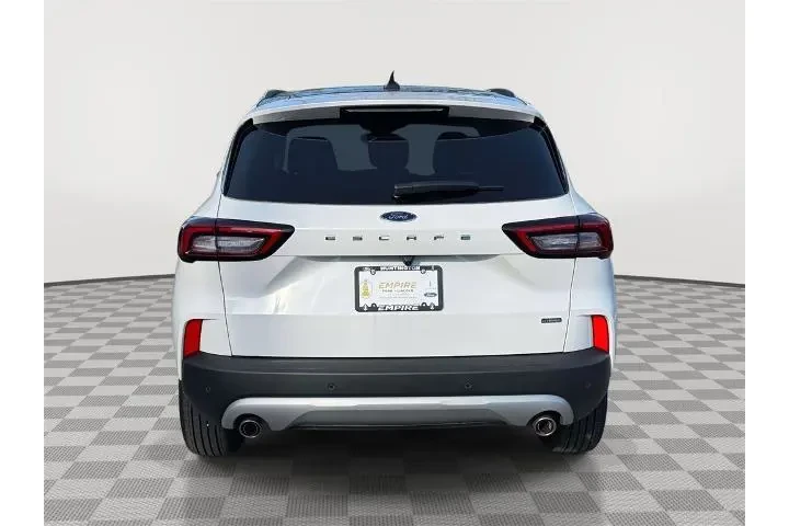 $35654 : Ford Escape Plug-In Hybrid 2 image 6