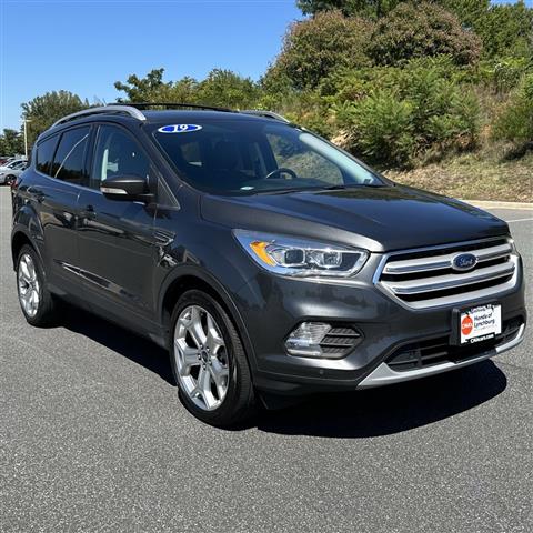 $19927 : PRE-OWNED 2019 FORD ESCAPE TI image 7