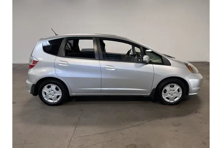 $10981 : Honda Fit 2013 Base 4dr Hatc image 2