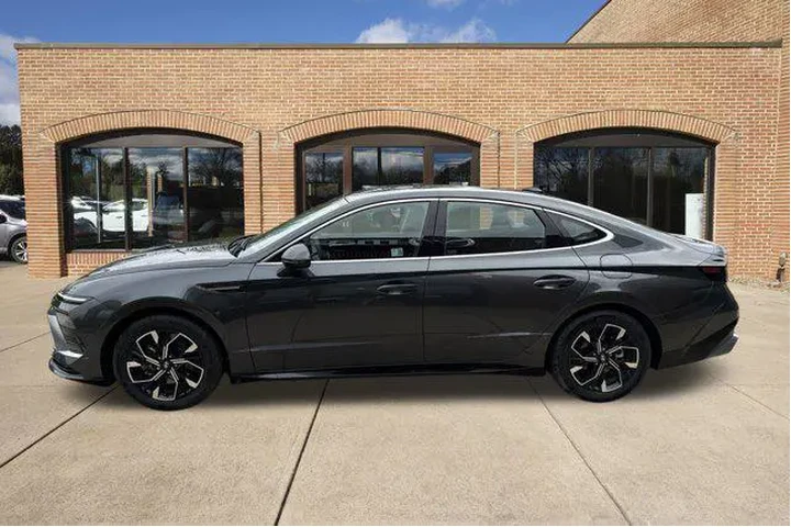 $25500 : Hyundai SONATA 2024 SEL 4dr image 7