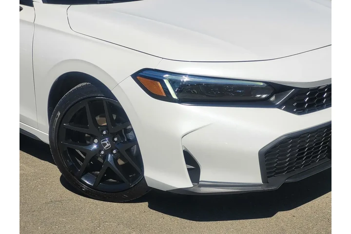 $27588 : Honda Civic 2025 Sport 4dr H image 3