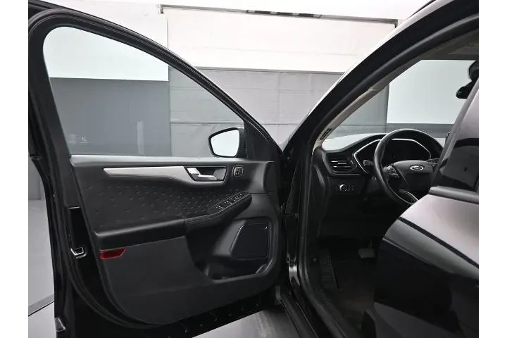 $17300 : Ford Escape 2020 AWD SEL 4dr image 9