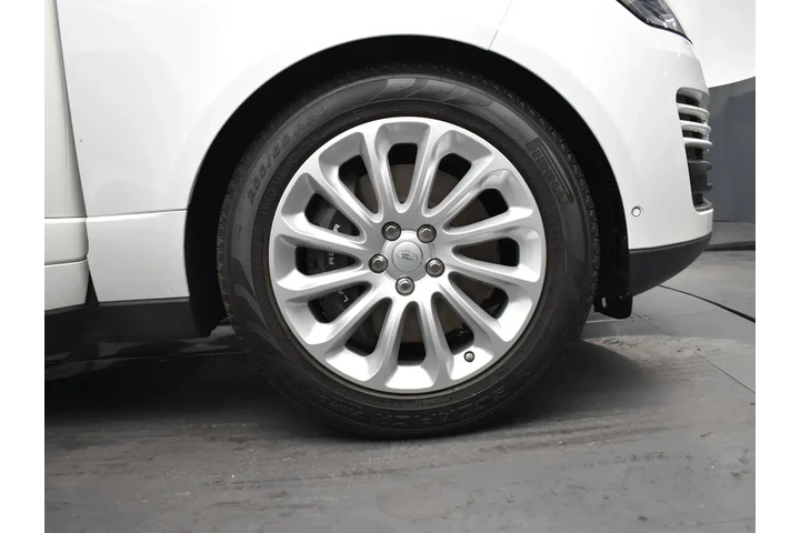 $34495 : Land Rover Range Rover 2020 image 6