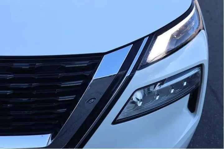 $20552 : Nissan Rogue 2021 AWD SV 4dr image 10