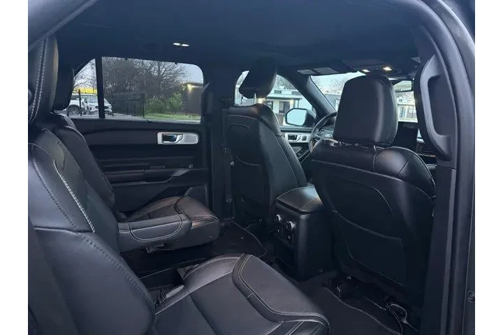 $26541 : Ford Explorer 2020 AWD ST 4d image 8