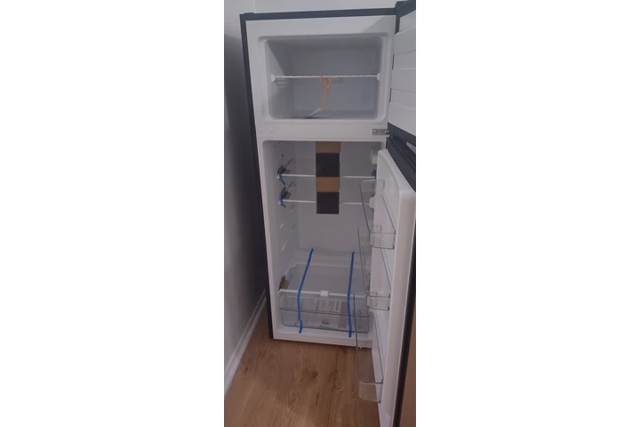$1000 : Alquilo anexo persona sola image 1