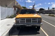 Camioneta doble GMC 1986 en Los Angeles