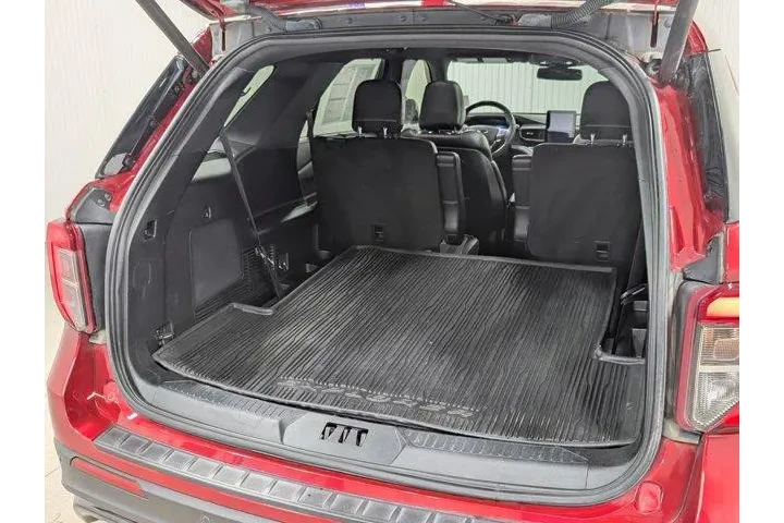 $28944 : Ford Explorer 2020 AWD ST 4d image 8