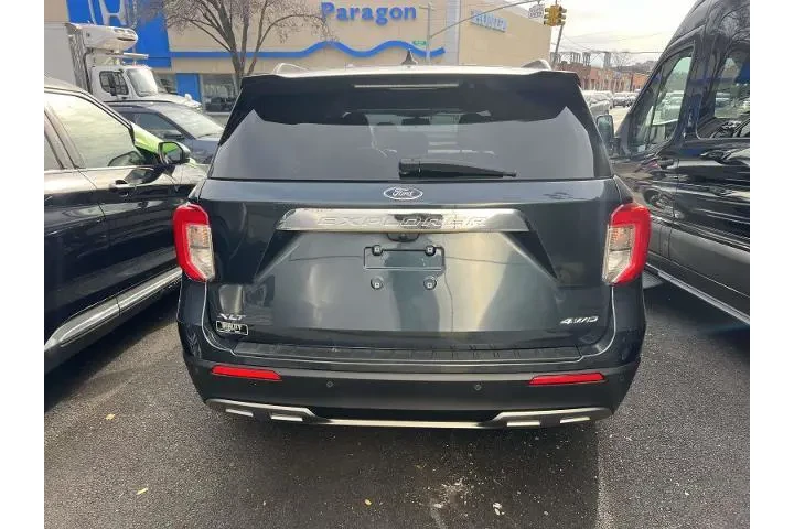 $29499 : Ford Explorer 2022 AWD XLT 4 image 5
