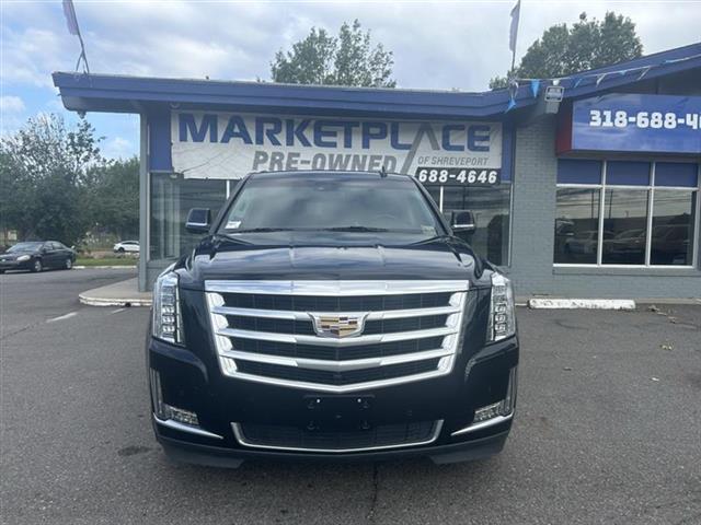 $28700 : 2017 Escalade ESV 2WD Luxury image 7