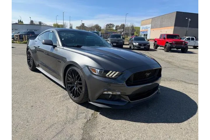 $33500 : Ford Mustang 2017 GT 2dr Fas image 7
