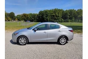 $15995 : 2020 Yaris L thumbnail