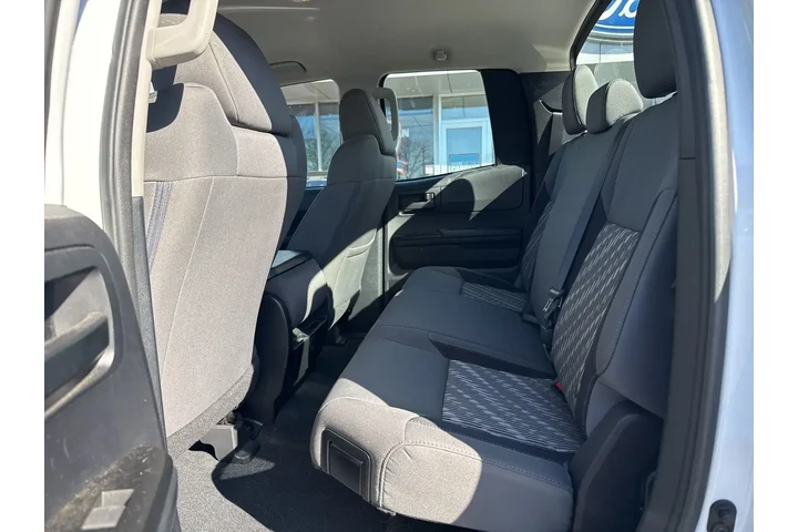 $35995 : Toyota Tundra 2018 4x4 SR 4d image 4