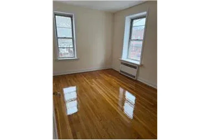 $2280 : Rental property with 1 bedro image 6