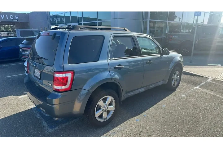 $7999 : Ford Escape 2011 XLT 4dr SUV image 2