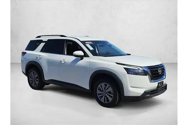 $28934 : Nissan Pathfinder 2025 SV 4d image 3