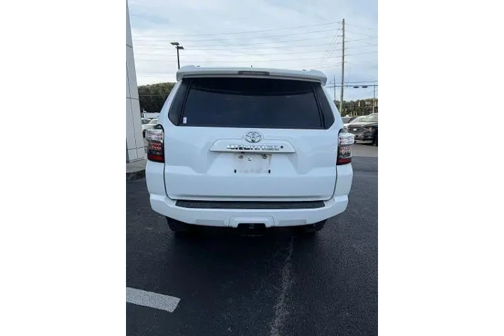 $29677 : Toyota 4Runner 2021 4x2 SR5 image 4