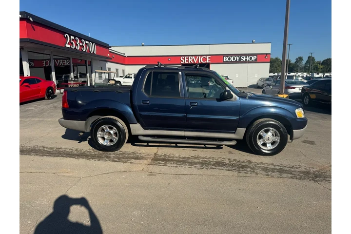 $4450 : 2003 Explorer Sport Trac 4dr image 1