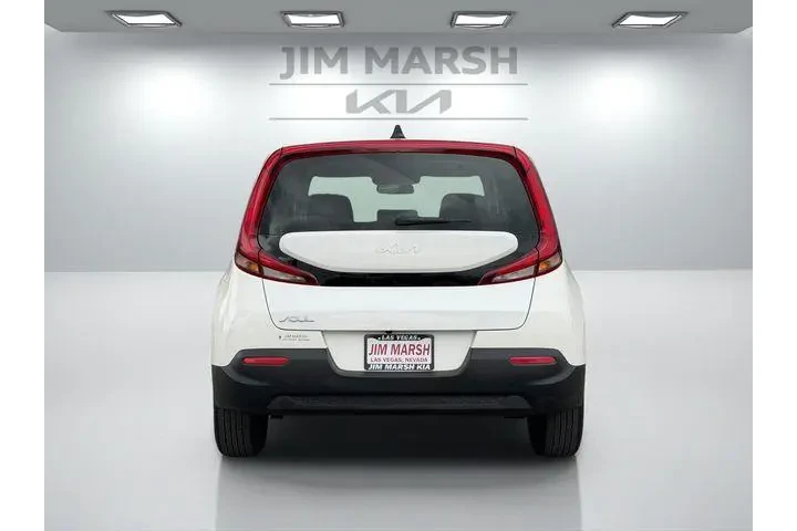 $17355 : Kia Soul 2022 LX 4dr Crossov image 5