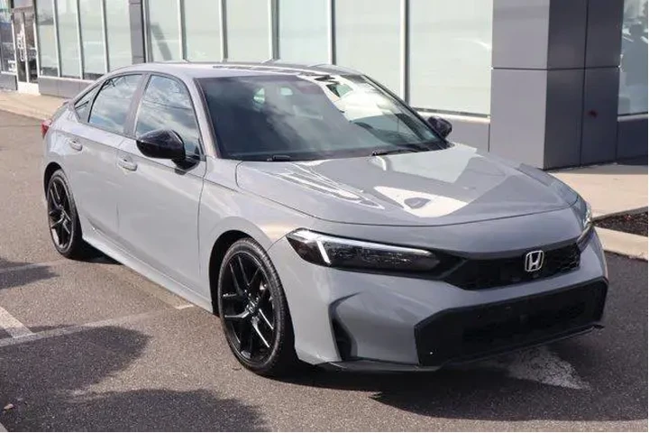 $24305 : Honda Civic 2025 Sport 4dr S image 3