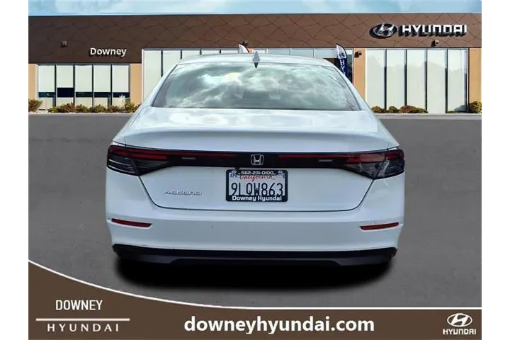 $25973 : Honda Accord 2024 EX 4dr Sed image 5