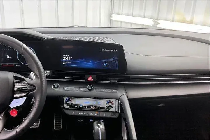 $32990 : Hyundai ELANTRA N 2025 4dr S image 6