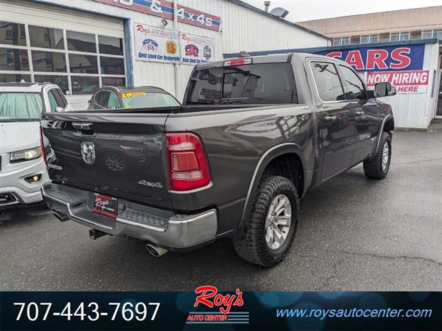 $37995 : 2019 1500 Laramie 4WD Truck image 8