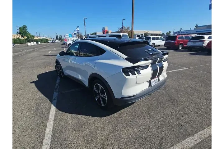 $21000 : Ford Mustang Mach-E 2021 AWD image 6