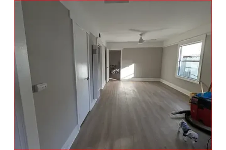 $800 : Esta encantadora casa de 2 dor image 5