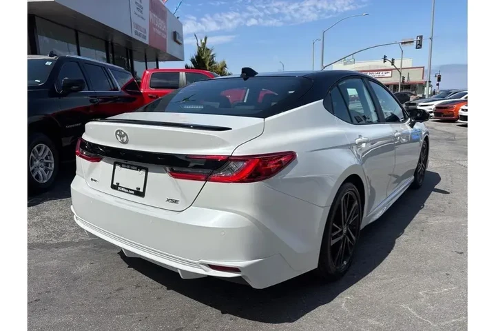 $37388 : Toyota Camry 2025 SE 4dr Sed image 7