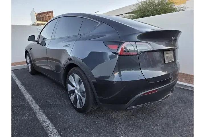 $35219 : Tesla Model Y 2024 AWD Long image 2