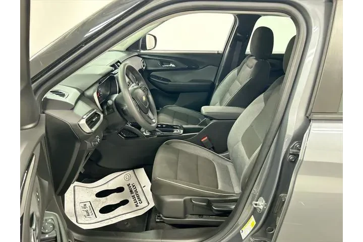 $14000 : Chevrolet Trailblazer 2021 L image 9
