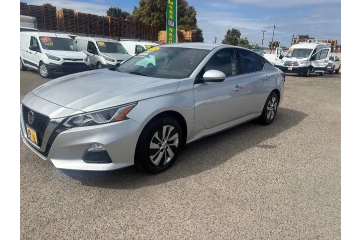 $15399 : 2019 Altima 2.5 S image 5