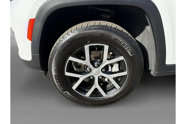 $29771 : Jeep Grand Cherokee 2024 4x4 image 9